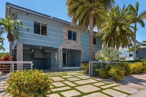 172 Venetian Dr, Islamorada FL 33036