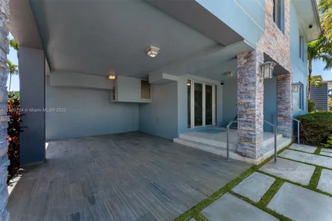 172 Venetian Dr, Islamorada FL 33036