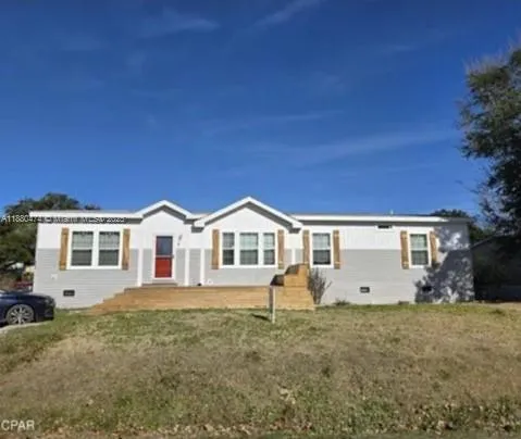 582 Lagoon Oaks Dr, Panama City FL 32408