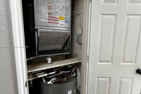 911 N Orange Ave # 333, Orlando FL 32801