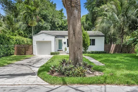 147 NW 87th St, El Portal FL 33150