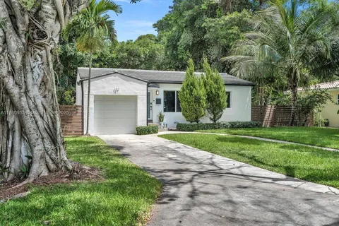 147 NW 87th St, El Portal FL 33150