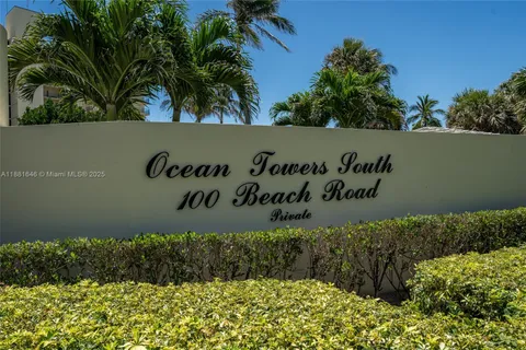 100 Beach Rd # 204, Tequesta FL 33469