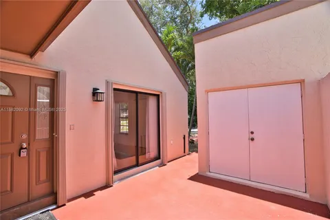 5197 Peppercorn St, Palm Beach Gardens FL 33418