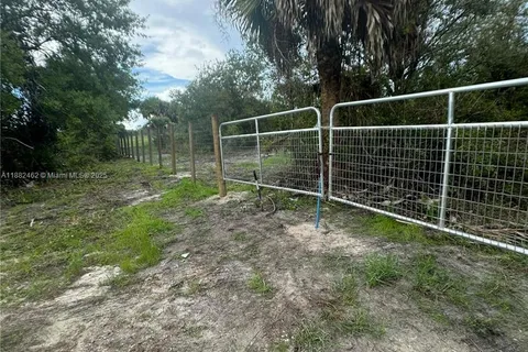 19773 NW 272nd St, Okeechobee FL 34972