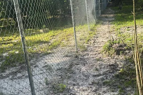 19773 NW 272nd St, Okeechobee FL 34972