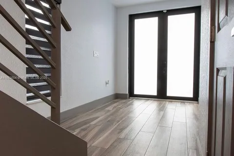 2061 Washington Ave # 4, Opa-Locka FL 33054