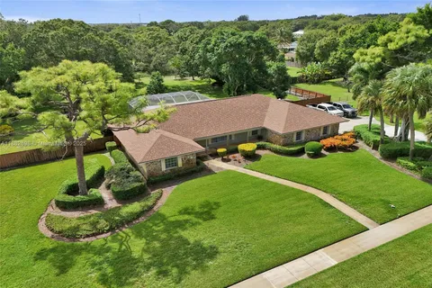 1021 Grandview Blvd, Fort Pierce FL 34982