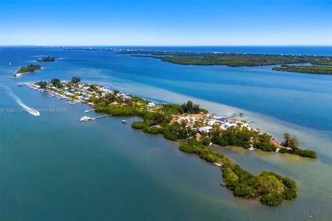 25 VIP Island Unit A, Grant Valkaria FL 32949