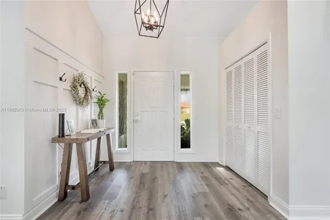 7104 SE Bunker Hill Dr, Hobe Sound FL 33455