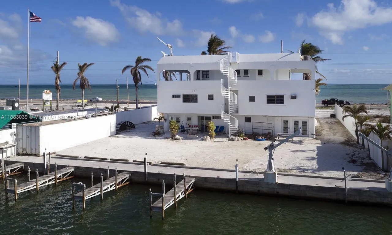 74560 Overseas Hwy, Islamorada FL 33036