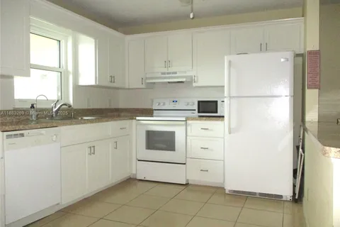 6531 SE Federal Hwy # M111, Stuart FL 34997