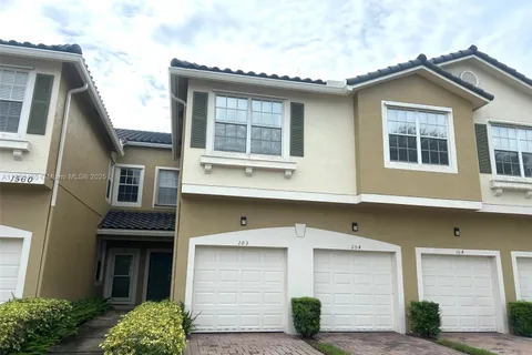 1560 SE Wilshire Pl # 103, Stuart FL 34994