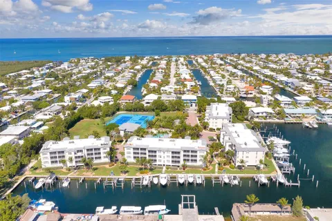 101 Gulfview Dr # 114, Islamorada FL 33036