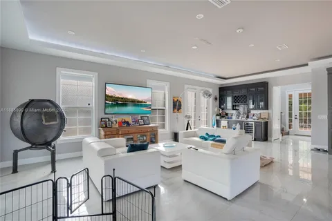 555 Peachtree Rd, Orlando FL 32804