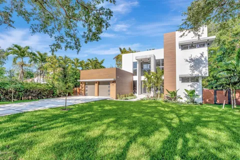 11143 NE 8th Ave, Biscayne Park FL 33161