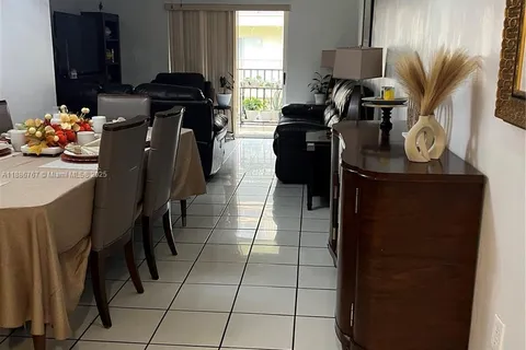 8851 NW 119 ST # 5222, Hialeah Gardens FL 33018