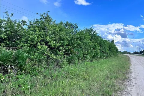 2913 Fernwood Ln., Other City - In The State Of Florida FL 33935