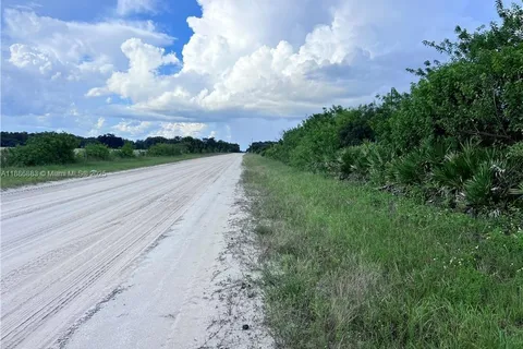 2913 Fernwood Ln., Other City - In The State Of Florida FL 33935