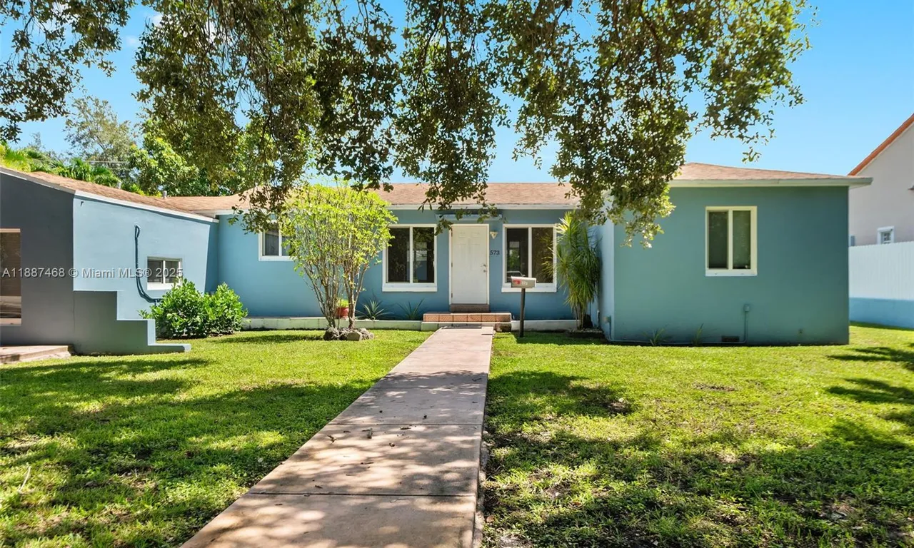 573 Palmetto Dr, Miami Springs FL 33166