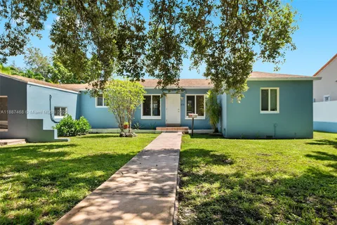 573 Palmetto Dr, Miami Springs FL 33166