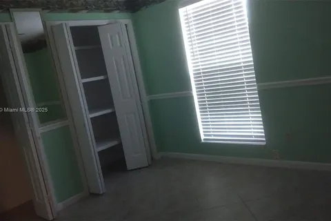 4828 E Pinewood Ave, Jacksonville FL 32257