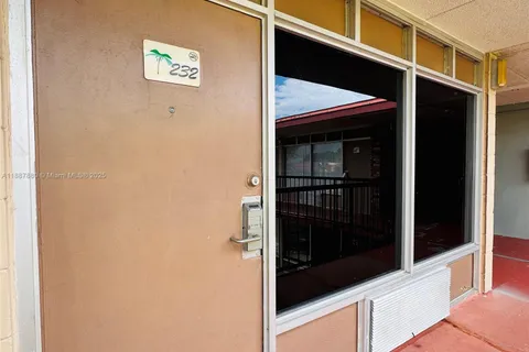 43420 Highway 27 # 232, Davenport FL 33837