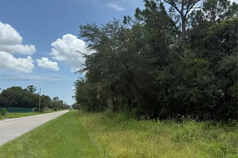 390 HUNTING CLUB AVE, Clewiston FL 33440