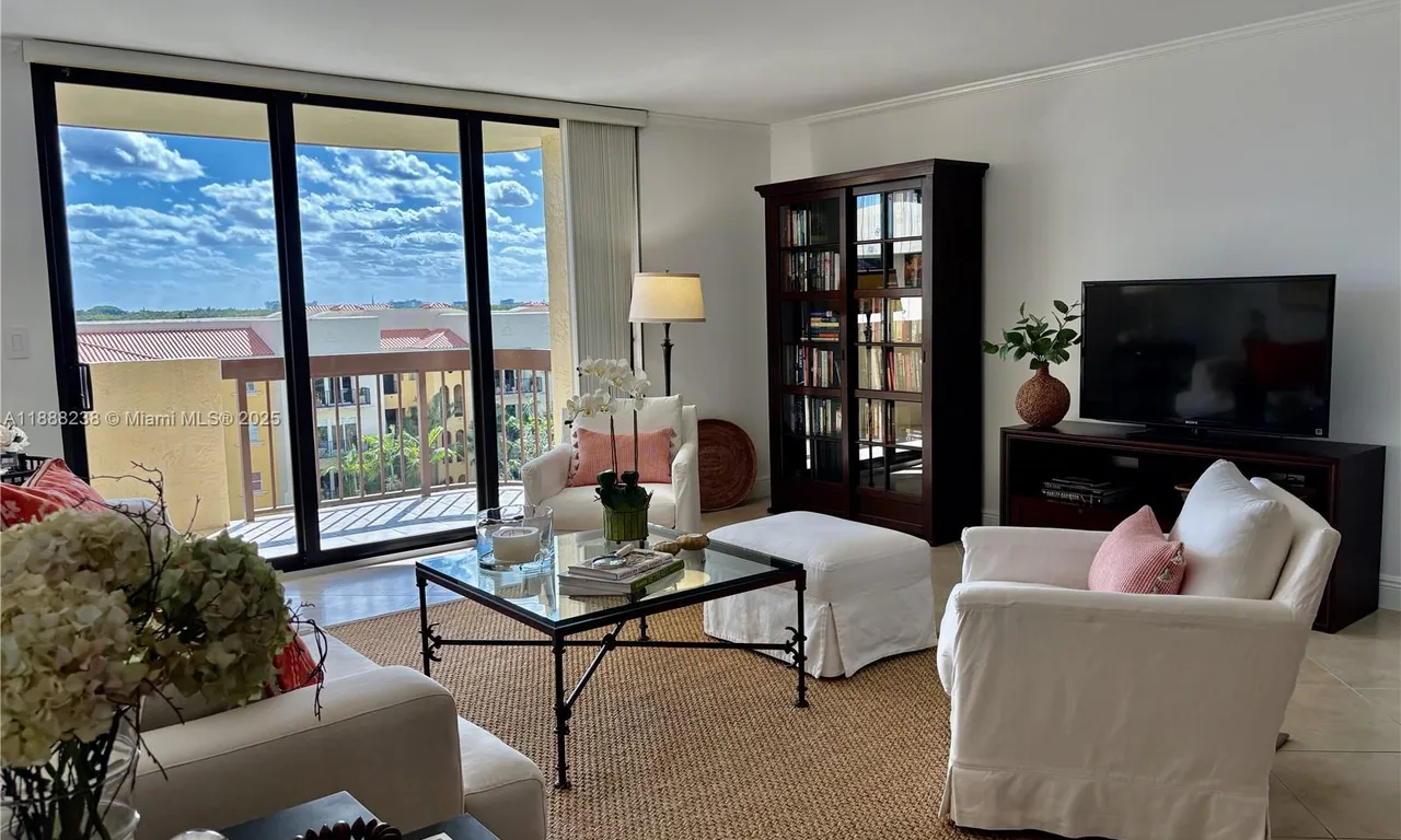 600 Biltmore Way # 718, Coral Gables FL 33134