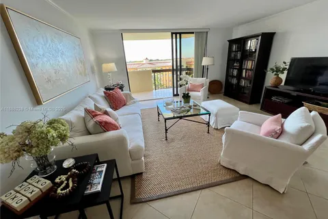 600 Biltmore Way # 718, Coral Gables FL 33134