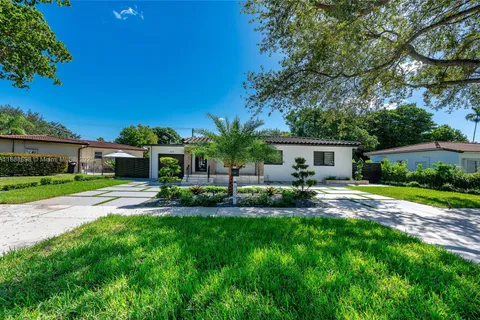 625 Miller Dr, Miami Springs FL 33166