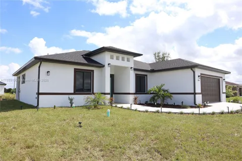 9054 Lamkin Cir, La Belle FL 33935