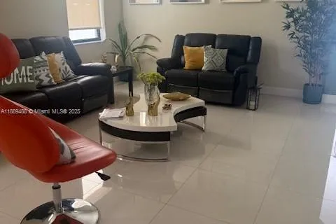 8788 west 35 th CT, Hialeah Gardens FL 33018