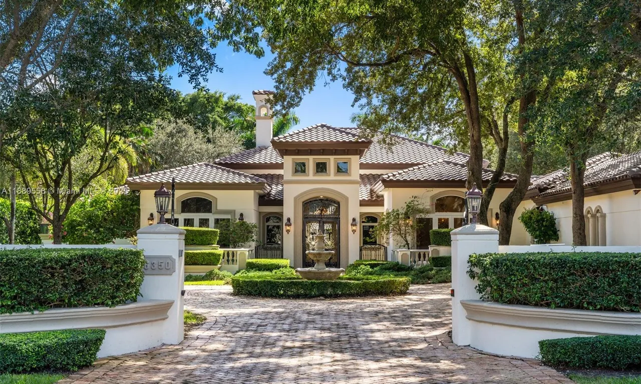 6350 SW 92nd St, Pinecrest FL 33156