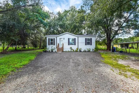 1079 SUMMERALL RD, Other City - In The State Of Florida FL 33935