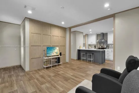 1079 SUMMERALL RD, Other City - In The State Of Florida FL 33935