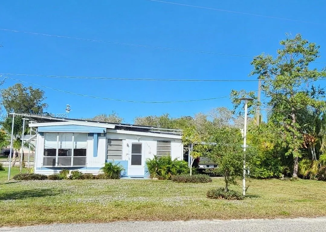 1792 Riverside Dr., Moore Haven FL 33471