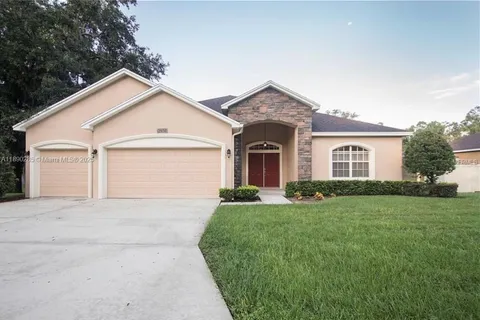 2974 Blackwater Oaks Dr, Lakeland FL 33860
