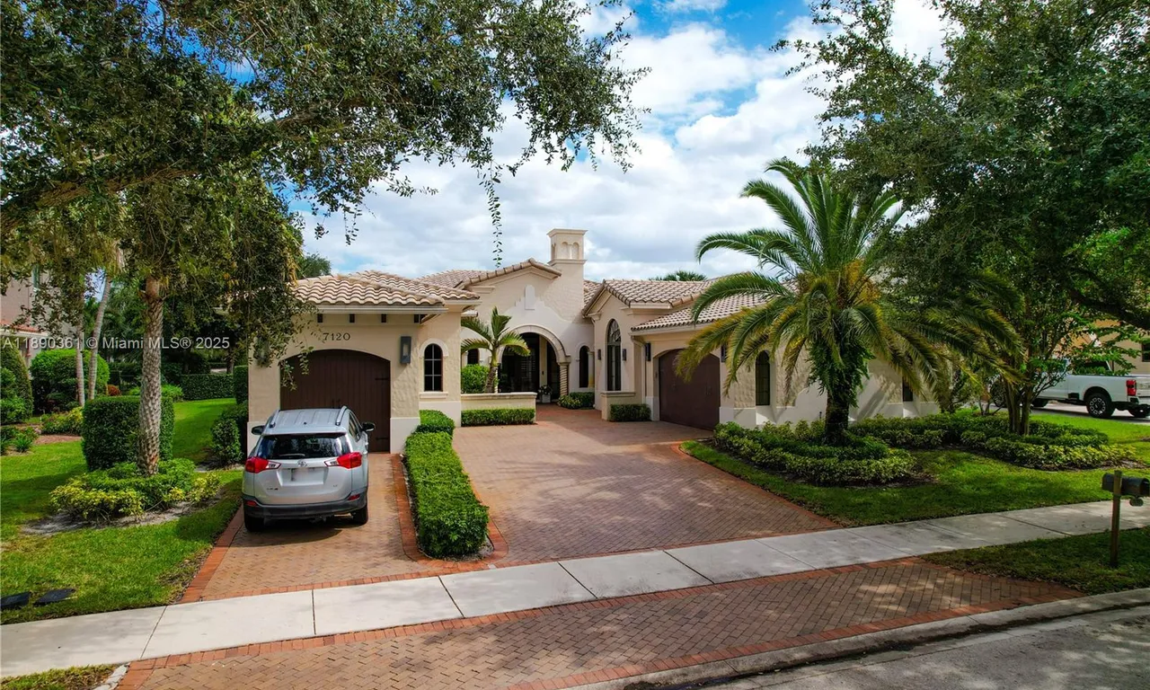 7120 Long Leaf Dr, Parkland FL 33076