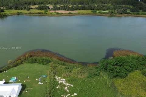 1940 Old Brewster Rd, Other City - In The State Of Florida FL 33841