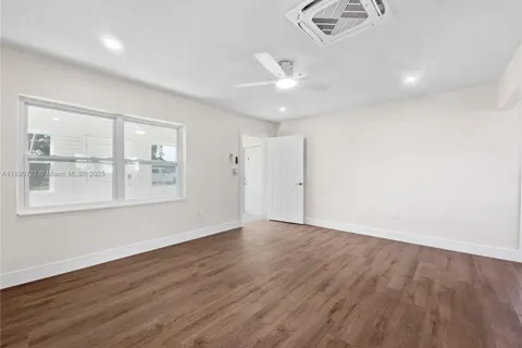 2421 NW 152nd St, Opa-Locka FL 33054