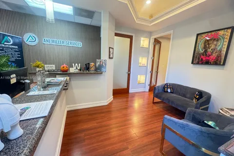 9710 Stirling Rd # 105A, Cooper City FL 33024