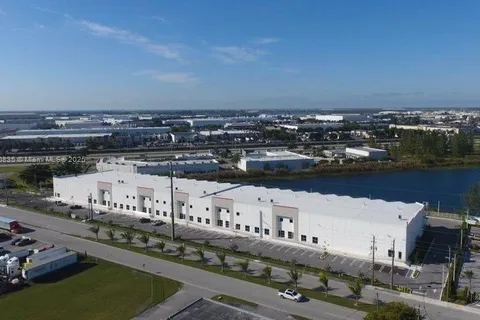 13202 NW 107th Ave # 5, Hialeah Gardens FL 33018