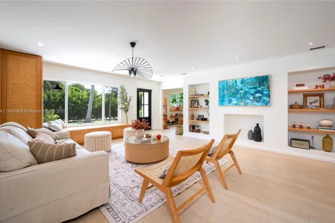 4250 SW 57th Ave, South Miami FL 33155