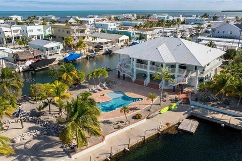 301 Oleander Dr, Tavernier FL 33070