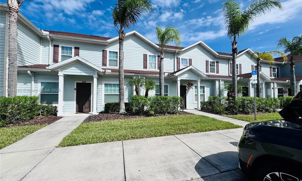 3207 Oyster Ln, Kissimmee FL 34747