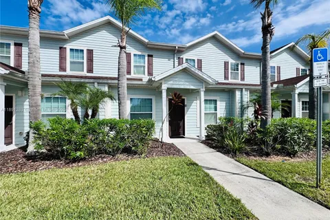 3207 Oyster Ln, Kissimmee FL 34747