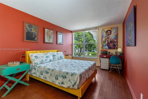 6923 Cypress Rd # C12, Plantation FL 33317