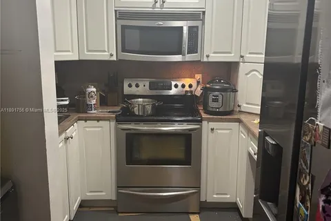 11128 Royal Palm Blvd # 10, Coral Springs FL 33065