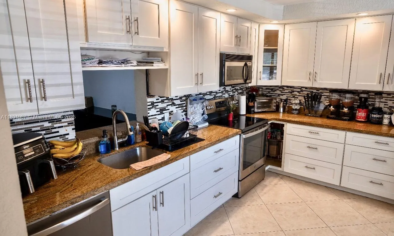 1812 Hammock Blvd # 127, Coconut Creek FL 33063